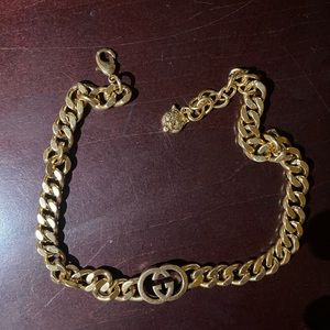 Gucci choker